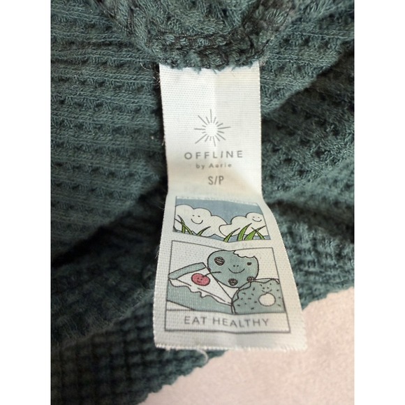Offline By Aerie Hoodie Womens Small Green Waffle Knit Cropped Kangaroo Pocket - Picture 5 of 5